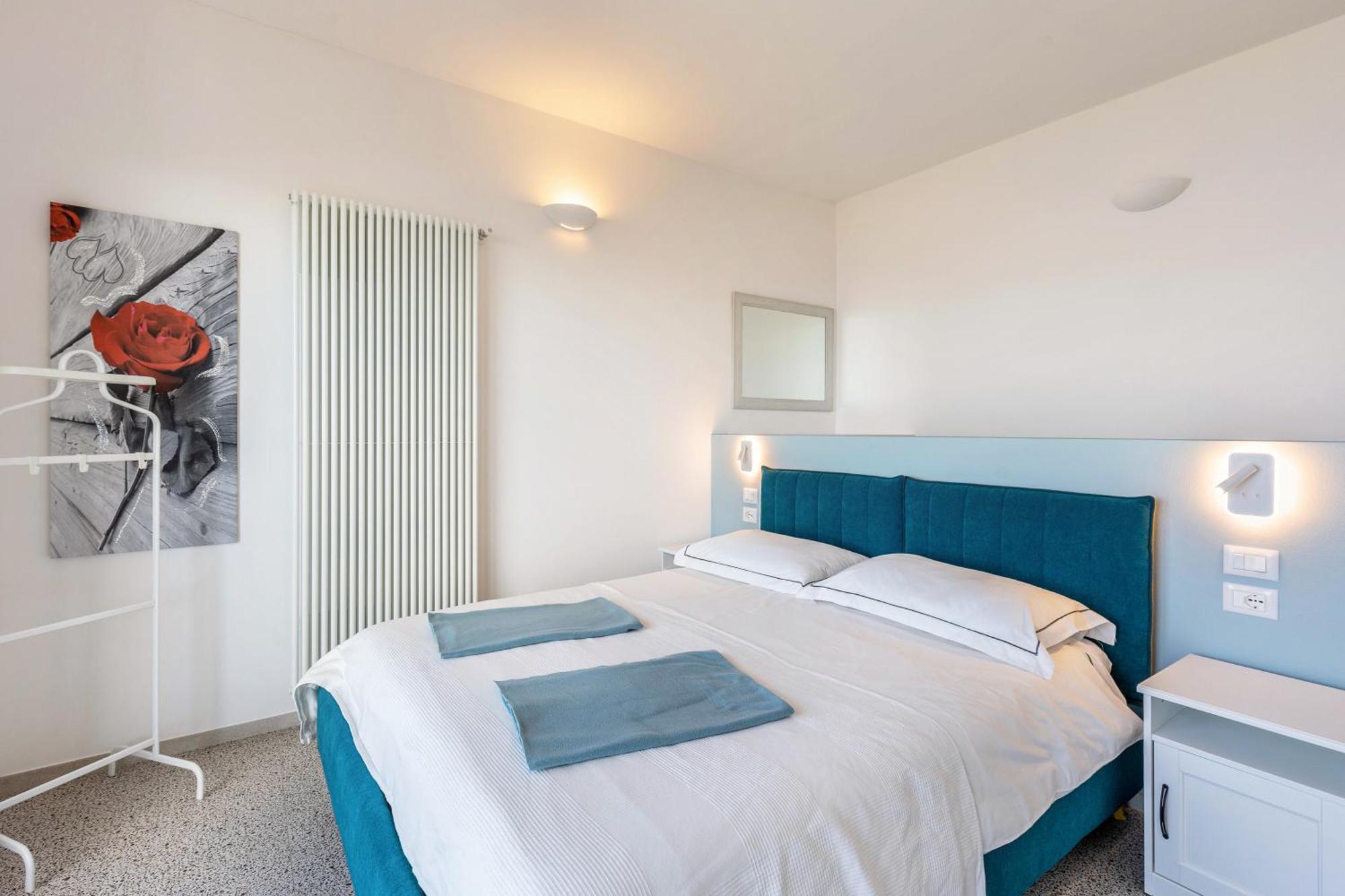 Casa Serena Lake View 토리델베나코 외부 사진